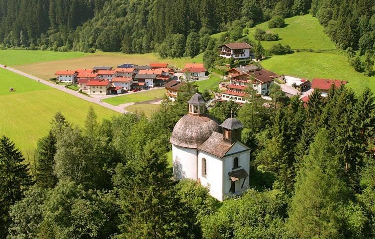 Walchenhof Hotel Mayrhofen Exterior photo