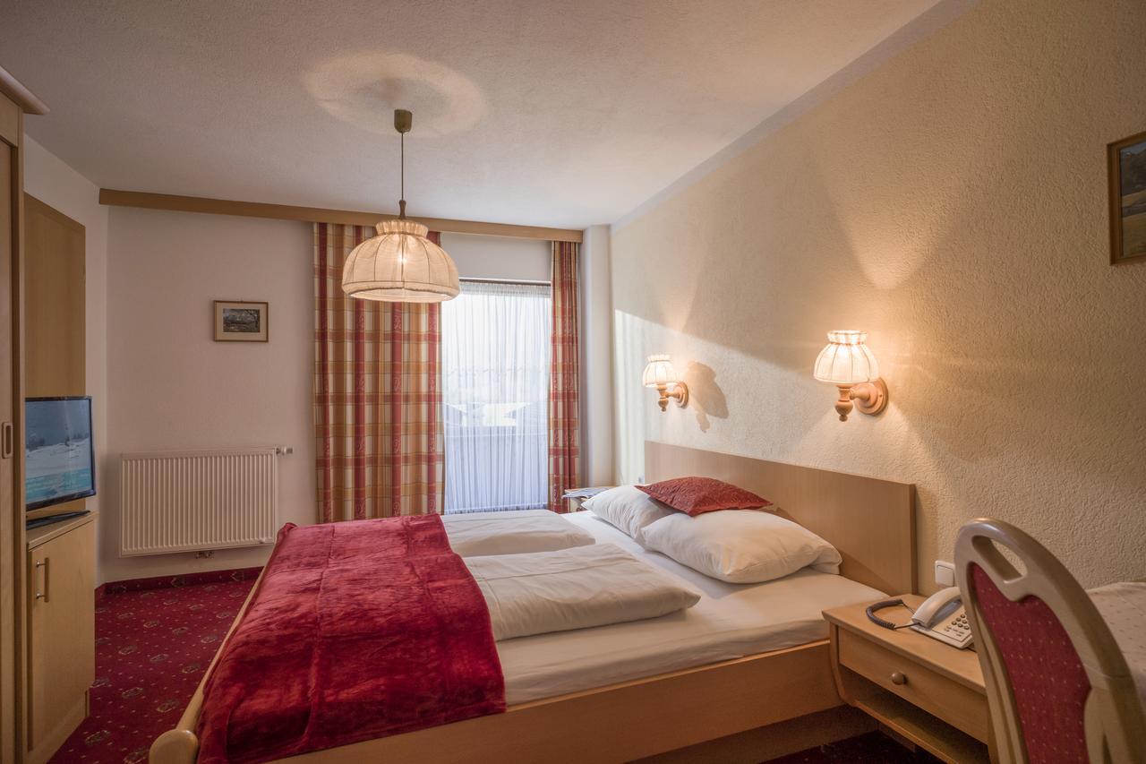 Walchenhof Hotel Mayrhofen Exterior photo